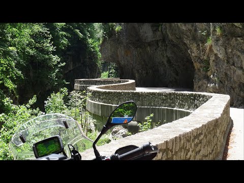 Pyrenäen-Motorradtour 2022 – Tag 03 - Albertville bis Saint-Donat-Sur-L`Herbasse bei Combe Laval