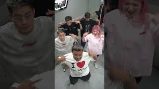 Download lagu POV: Roy teaching dugem dance mp3 Download lagu POV: Roy teaching dugem dance mp3