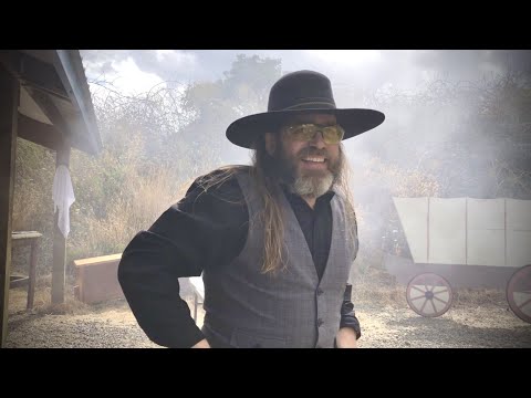 I balance a 44/40 Cartridge on my hat brim!  🤠 #short #shorts #cowboyactionshooting