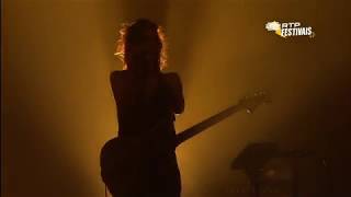 Warpaint at Nos Alive 2017 - The Stall