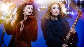 Софья Заика и Ева Хан на фотосессии для Tatler