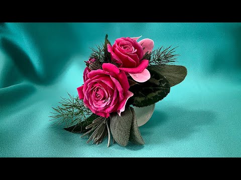 How To Make A Cold Glued Wrist Corsage
