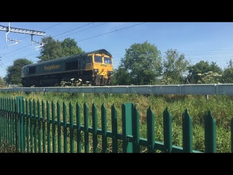 66563 Working The 048V With A MEGA 6 Tone Through Wootton Bassett! (28/5/20)