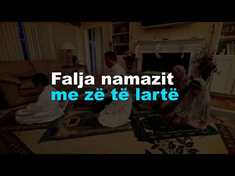 A mund ti themi fjalët në namaz me zë nëse jemi duke u falur me fëmijët që të mësojnë dhe ata?