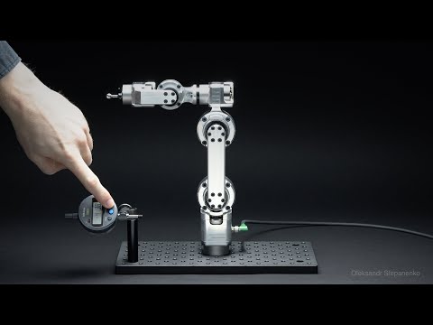 The world's smallest and most precise industrial robot arm