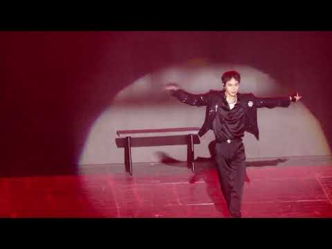230122 NCT 127 Tour [The Link] Santiago - LIPSTICK (JUNGWOO SOLO)