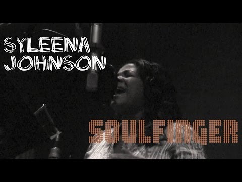 SOULFINGER featuring Syleena Johnson