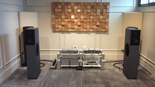Burmester B38 Loudspeakers with 088 Preamp, 911 Mk3 Amplifier, 089 CD player, Aurender N10 Streamer