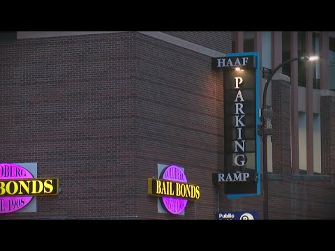 image-Is parking free after 10 pm in Minneapolis?