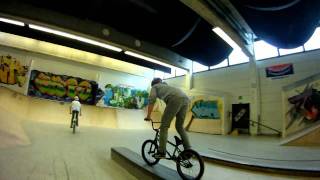 preview picture of video 'Indoor riding GoPro HD'