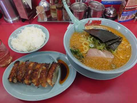 日本文化学科 ラーメン山岡家で誕生日を祝う。