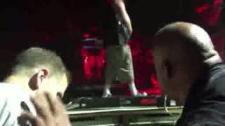 Stage Dive Fail - Slightly Stoopid Live Houston, TX 7/15/2016