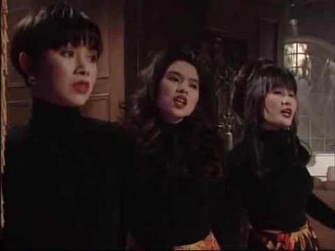 Thể hiện bởi Hạ Vy