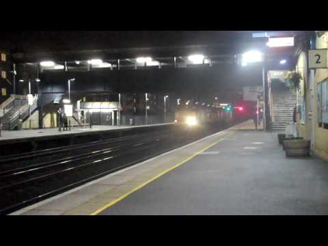 6M95 Nuclear Flasks 37610 and 37611 Kesington Olympia 17/02/10