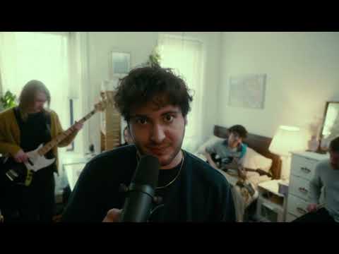 Phoneboy - Your Apartment [OFFICIAL MUSIC VIDEO]