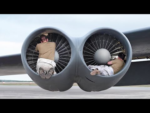 Maneira estranha da Força Aérea dos EUA consertar seu monstruosamente grande bombardeiro de 8 motores