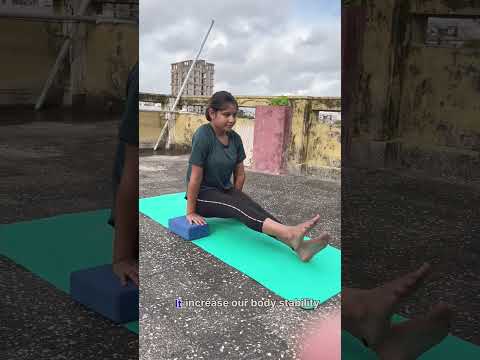 A full body weight on your arms💪#yogagirl#fitness #yogindini channel 🌚👉🏻follow me 🙏🏻