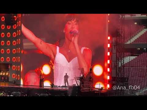 AITANA cierra su 'METAMORFOSIS SEASON' con un RIYADH AIR METROPOLITANO ABARROTADO
