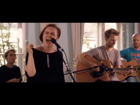 Clara Clasen & Band - "Fire" | Live Acoustic Session