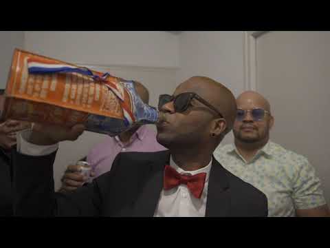 El Negro Stilo - Hoy se va a beber ( Official Video )