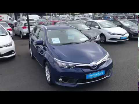 171D7785 Auris 1.8 Hybrid Luna Tourer
