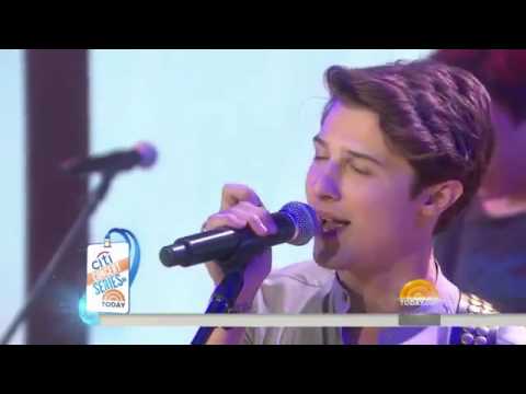 Wendell Holmes Jr. Performing with Ryan Follese on the “Today Show” 10-24-16