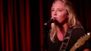 Lissie &quot;When I&#39;m Alone&quot; Guitar Center&#39;s Singer-Songwriter 2