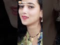 Tere Naina Mere Naino Se Meethi Meethi Baatein Karti Hai
