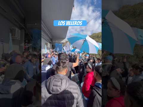 "Los Villeros #cerro #hinchadas #barrasbravas #repique #futbol #uruguay" Barra: Los Villeros &bull; Club: Cerro