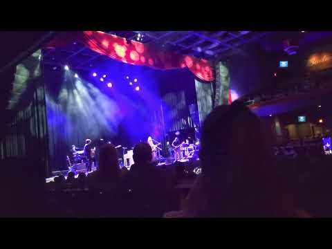 Colbie Caillat live In St Louis full concert 4K