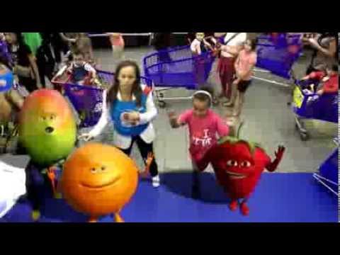 Oasis Fruit Show   Johanna Signori   Carrefour    Ecully   999