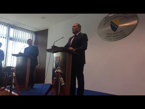 Dragan Mektić o paradžematima