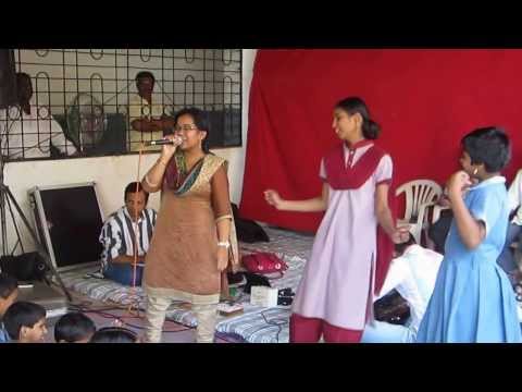 Saee Tembhekar performing in Jagriti Blind Shool, Alandi