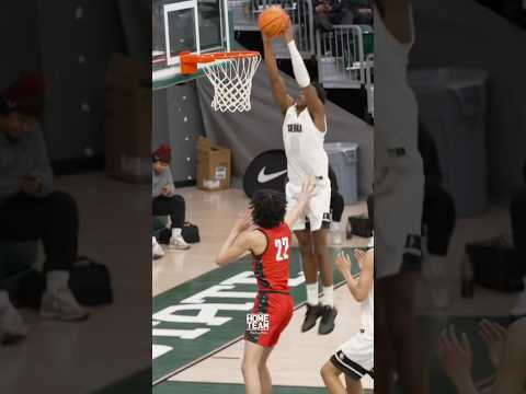 Brandon McCoy Jr leads Sierra Canyon to a win over Clackamas on day 1 of the Les Schwab Invitational