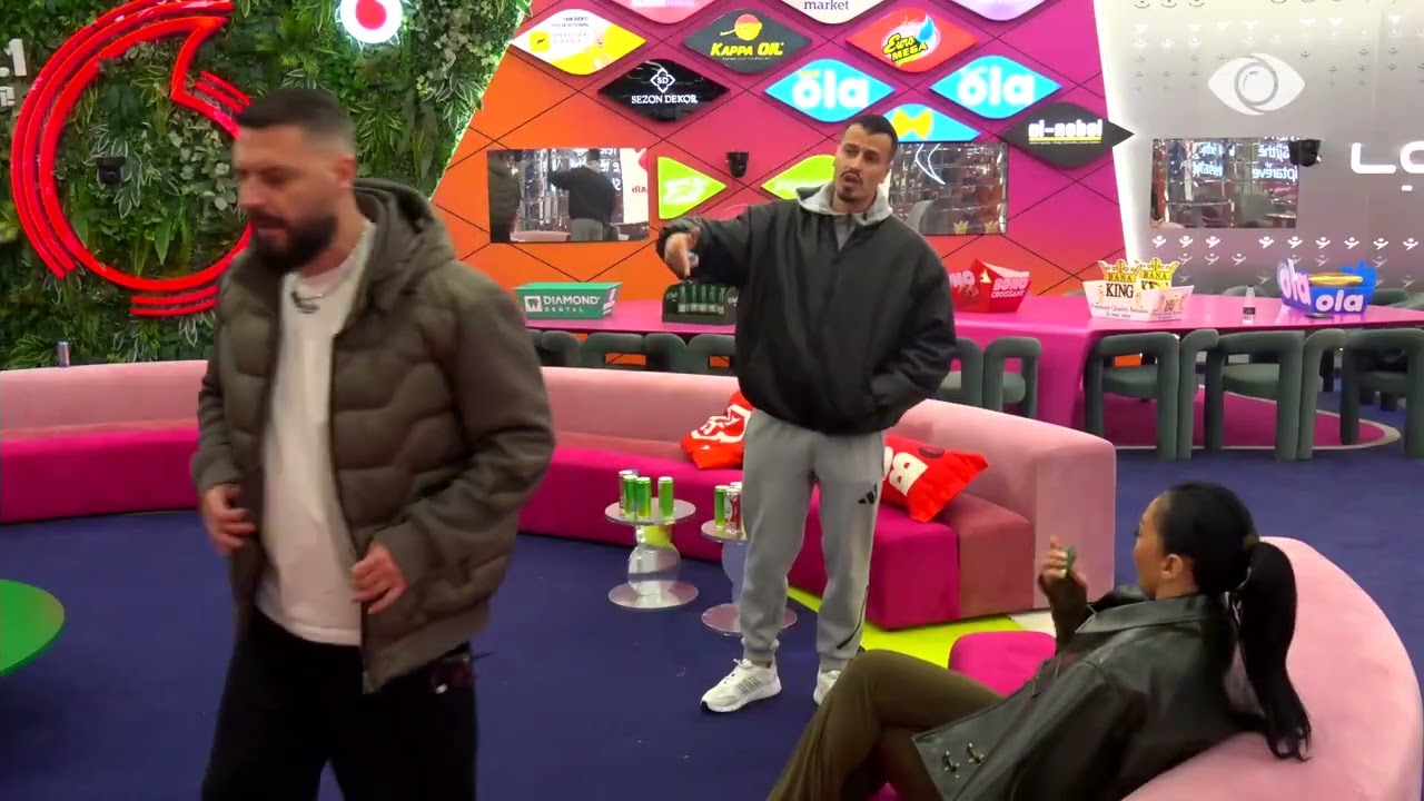 O ushtar i poshtër/ Vijon debati mes Mirit dhe Mateos: Nuk ulem në nivelin tuaj unë