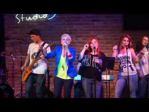 Polly Genova-Soleni dni -Live