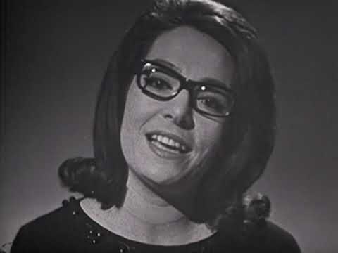 Nana Mouskouri - À Force De Prier - Luxembourg 🇱🇺 - Eurovision 1963