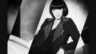 Medina - Lonely + Lyrics