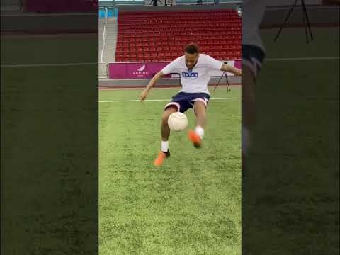 I teach Neymar Jr. football skills 😍😱🥹 