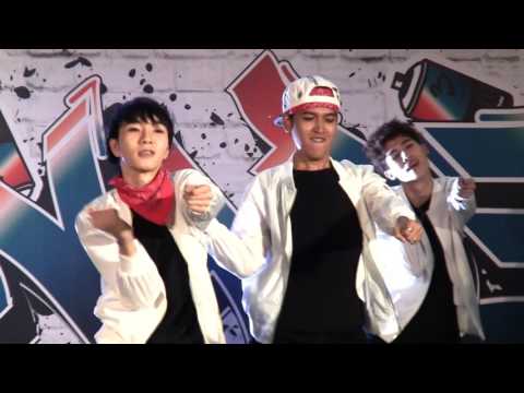 160827 MisterTarn cover BTS (Close Up)(Man as JungKook) - Fire @ Esplanade