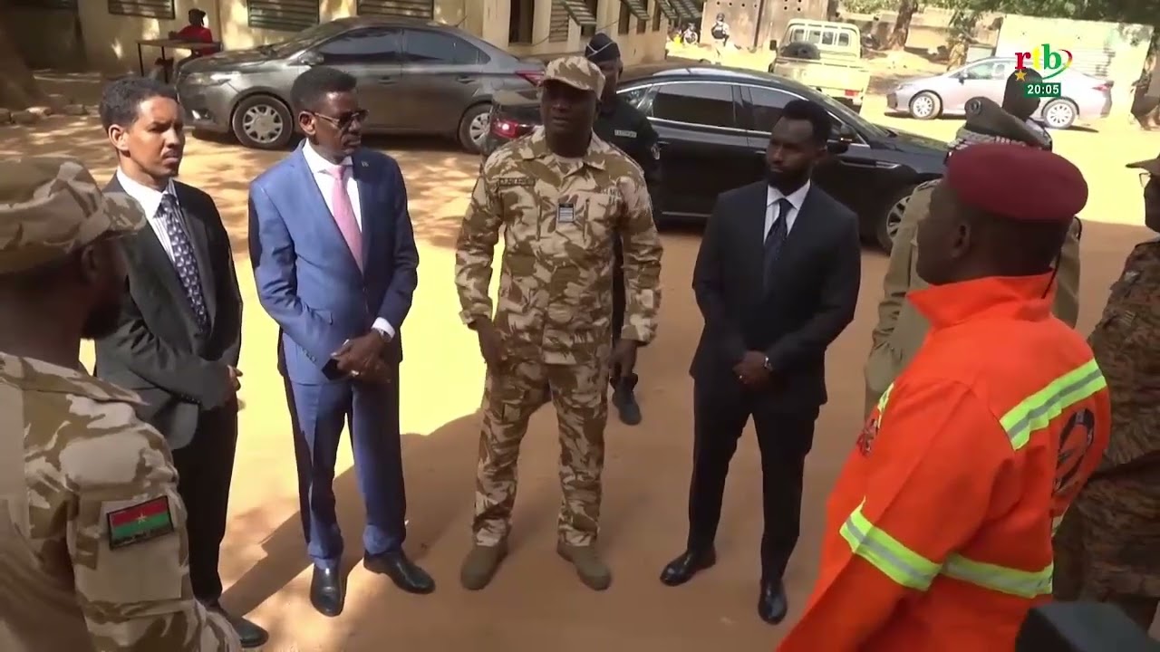 Le ministre de la Sécurité de la Somalie visite le mémorial Thomas SANKARA et l’Agence Faso Mêbo