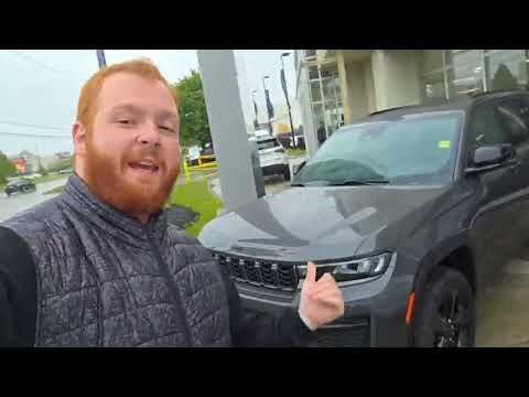 2026 Jeep Grand Cherokee in Gray for sale at Kitchener Chrysler Dodge Jeep Ram in Kitchener, ON