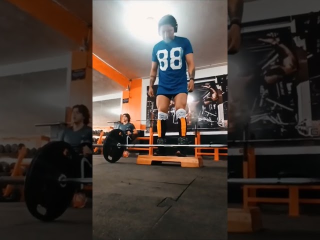 Vídeo relacionado con WUSJCOF 1 par de calcetines divertidos y graciosos, disfraz de carnaval con diseño de patas de pollo, calcetines personalizados de pantorrilla con pollo y gallina, para adultos, mujeres y hombres