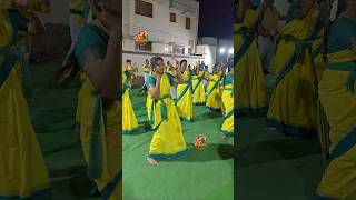 Download lagu தாள மலரெடுத்து new version #sorts #vallikummi #villagedance #kiramiyakalai #entertainment mp3