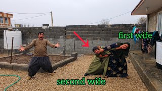 Download lagu Heshmat Family Seeking Peace: Zahra is Still Violent but First Wife is Strong mp3