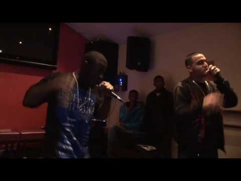Showtime &  Tbless performing smash on them boys @ celsius bar, walthamstow