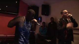 Showtime &  Tbless performing smash on them boys @ celsius bar, walthamstow