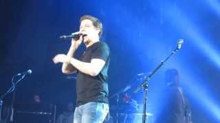 Scotty McCreery  BLUE JEAN BABY   Nashville