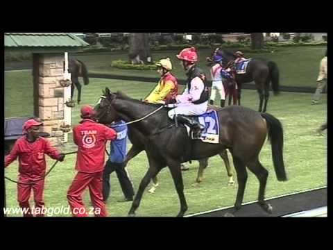 20150502 Greyville Race 2 won by ROCKETBALL