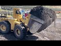 Caterpillar 992C Wheel Loader With Custom Coal Bucket Loading Trucks With One Pass S G M Melidis